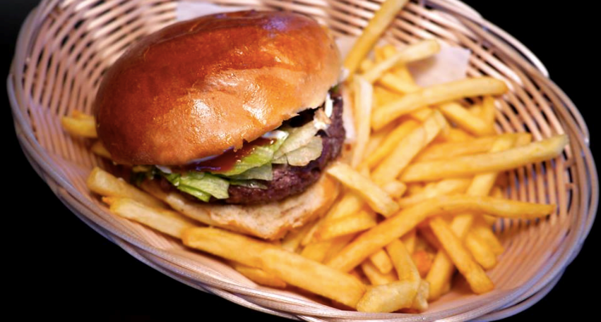 Lækre kultburgere fra Tommi's Burger Joint, der snart åbner i Aarhus.