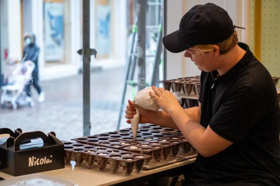 nicolai chokolade fejrer fødselsdag