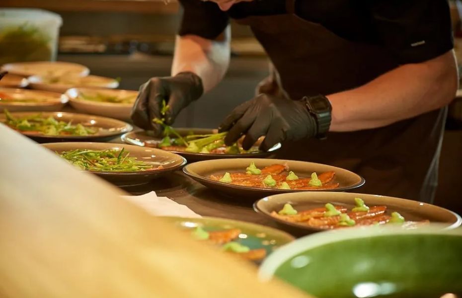 All you can eat & drink