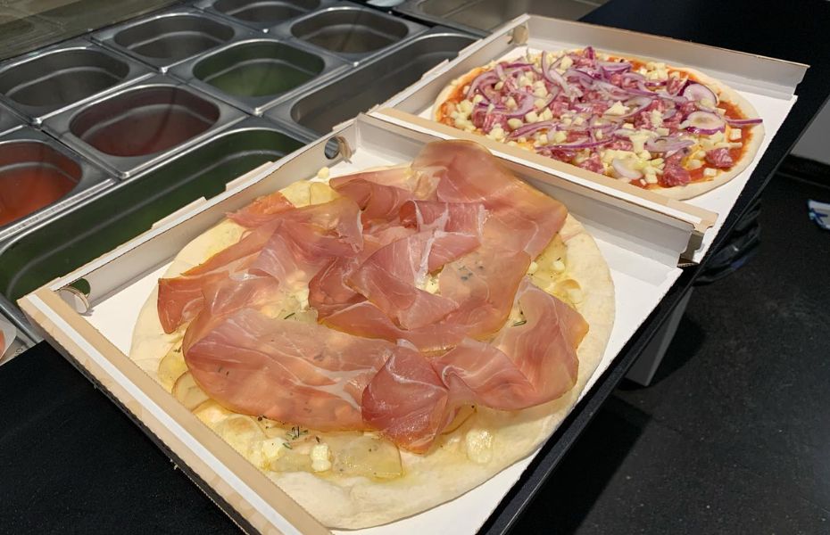 lækker pizza