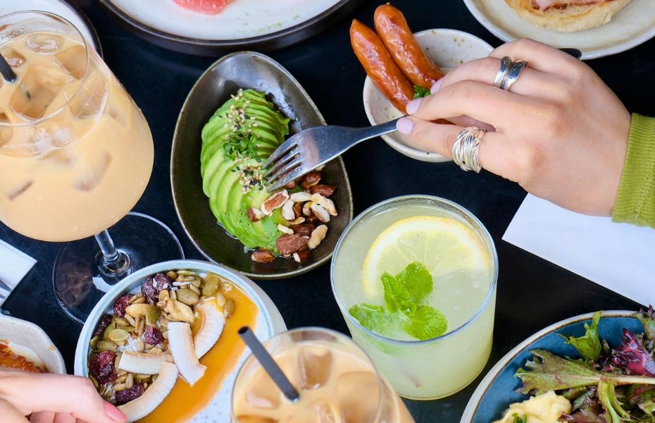 Café Sidewalk brunch